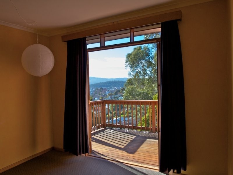 2/3 Jabez Court, Lenah Valley TAS 7008