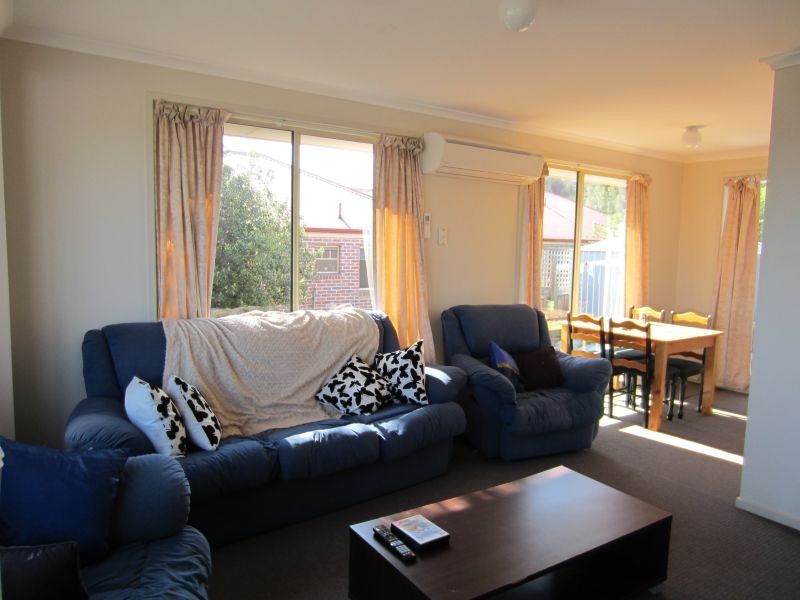 1/102  Oakdowns Parade, Oakdowns TAS 7019