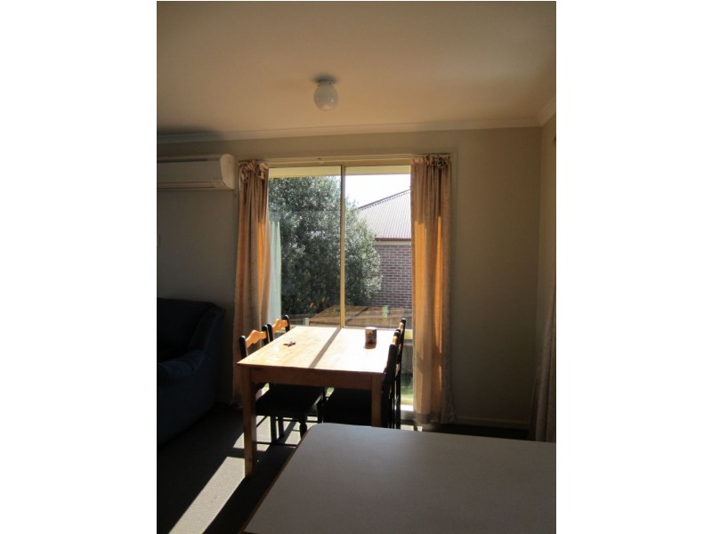 1/102  Oakdowns Parade, Oakdowns TAS 7019