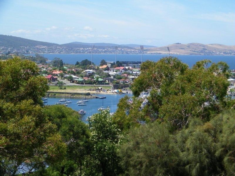 19  Haven Court, Rosny TAS 7018