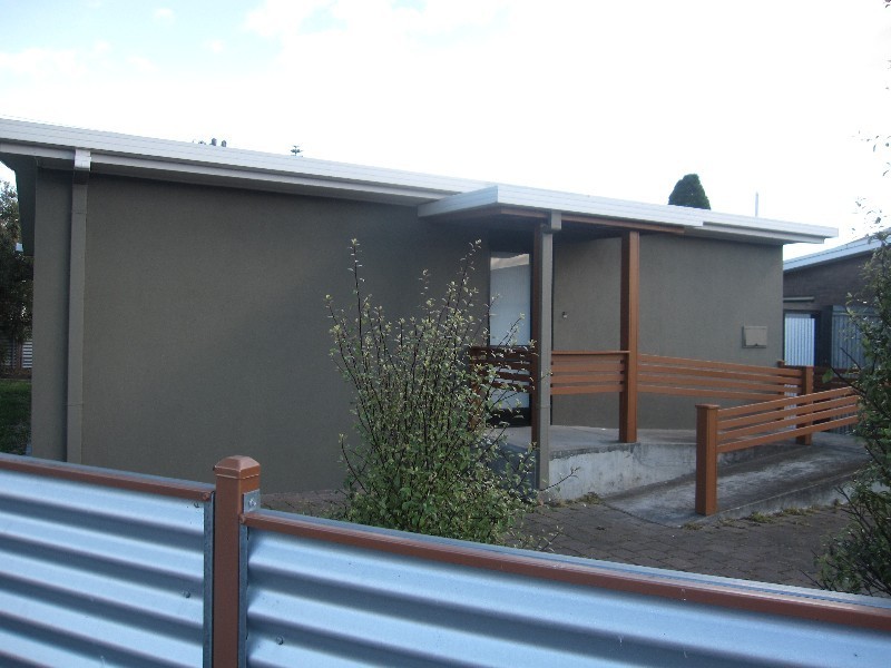 1/2-4 CLARENDON STREET, New Town TAS 7008