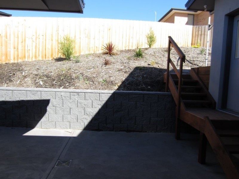 1 Bluegum Court, Claremont TAS 7011