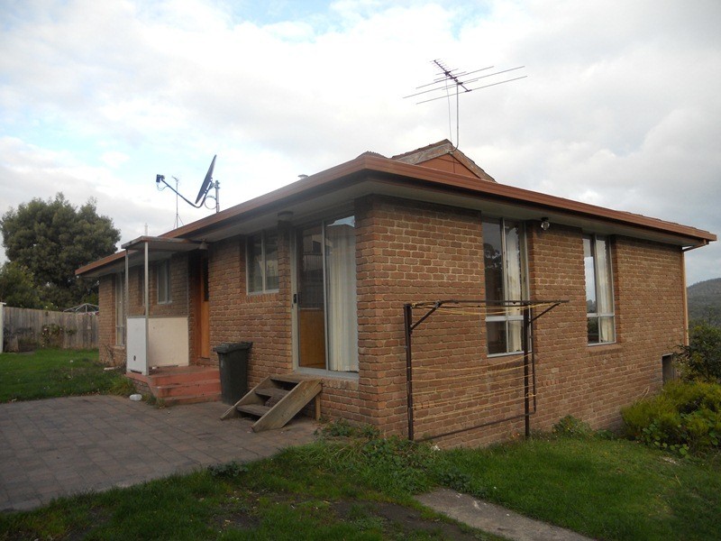 32 Pine Avenue, Kingston TAS 7050