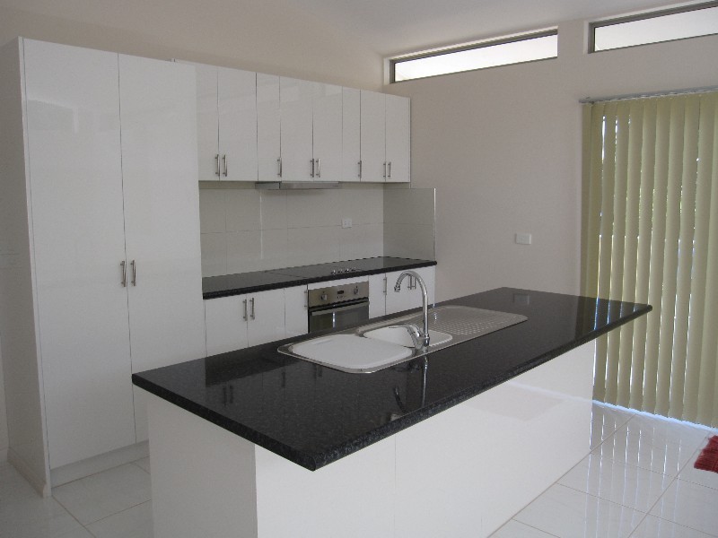 2/186 BATHURST STREET, Hobart TAS 7000