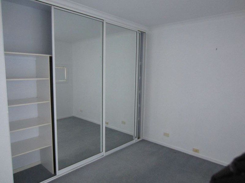 1/9 Hampton Court, Blackmans Bay TAS 7052