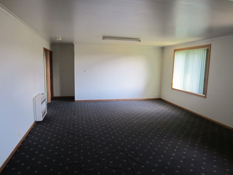 2 Manor Gardens, Kingston TAS 7050