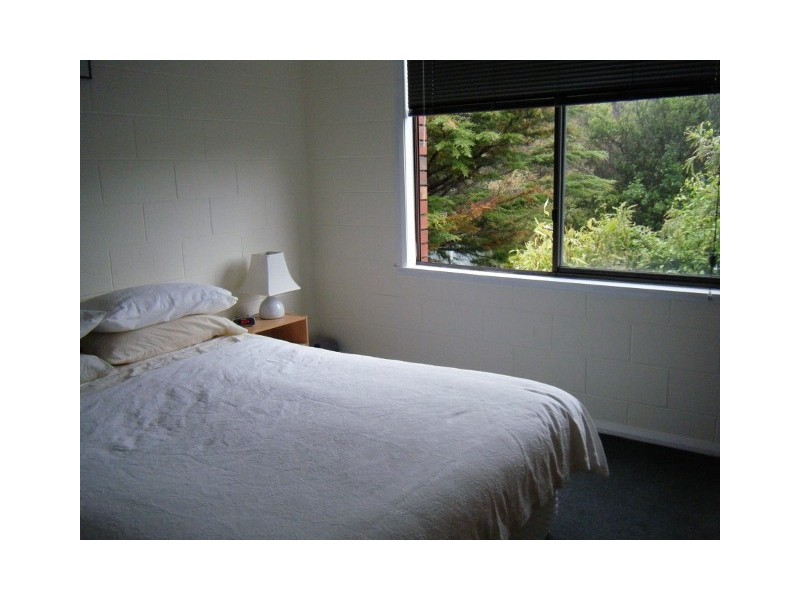 8/67 OLINDA GR, Mount Nelson TAS 7007