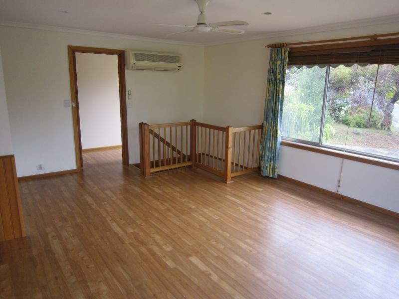 4 Suncoast Drive, Blackmans Bay TAS 7052