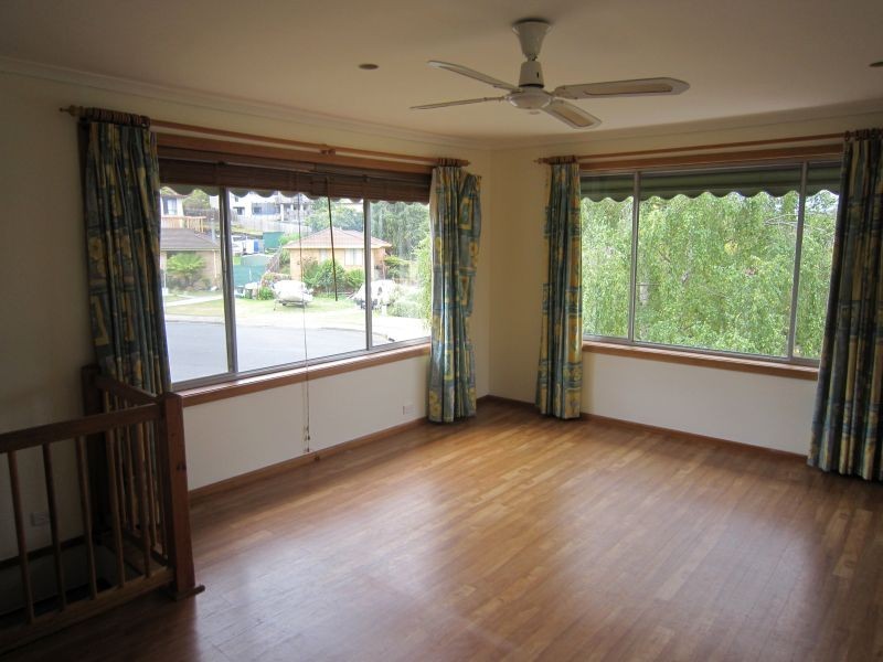 4 Suncoast Drive, Blackmans Bay TAS 7052