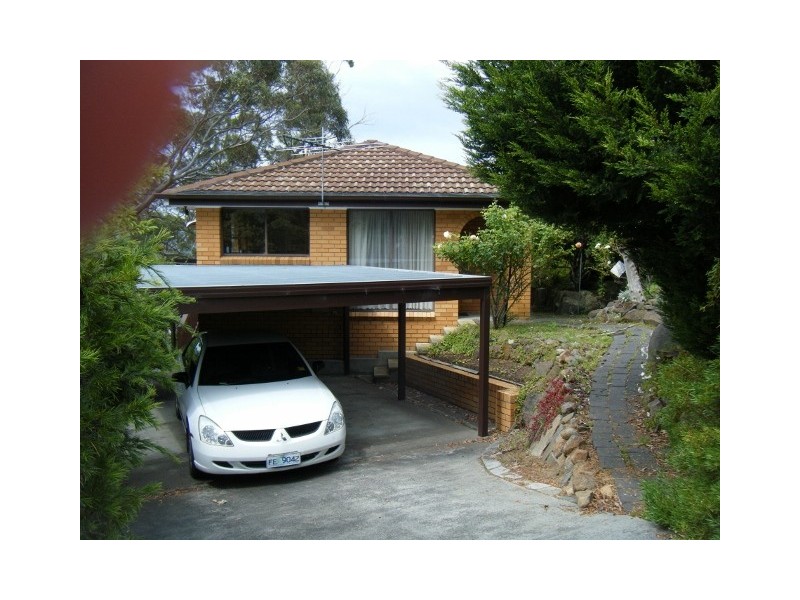 10 ORD COURT, Mount Nelson TAS 7007