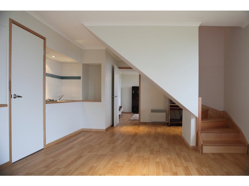 6 Denmark Close, Taroona TAS 7053