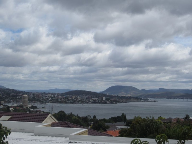 14 Plaister Court, Sandy Bay TAS 7005