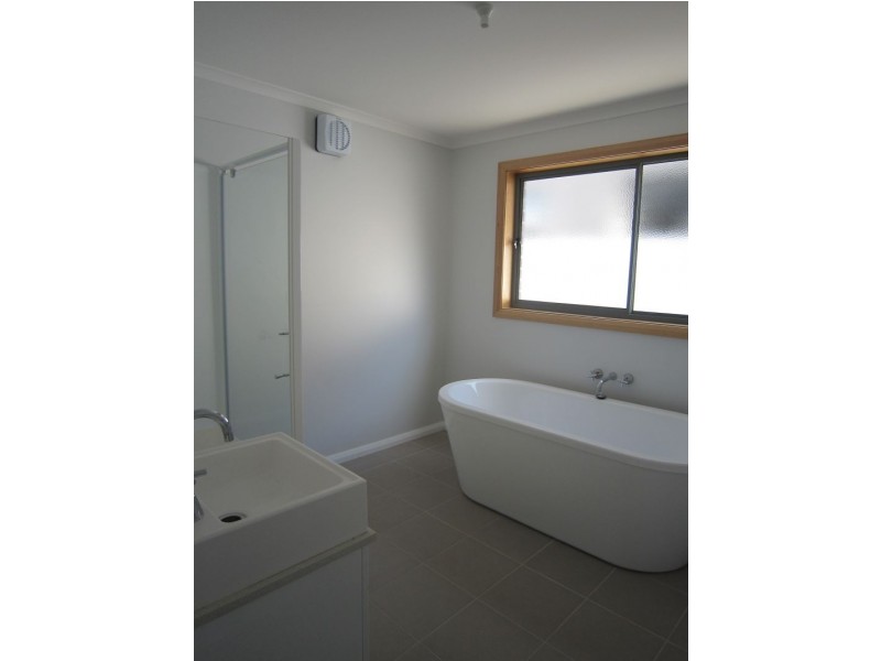 1/21 Bellemont Court, Geilston Bay TAS 7015