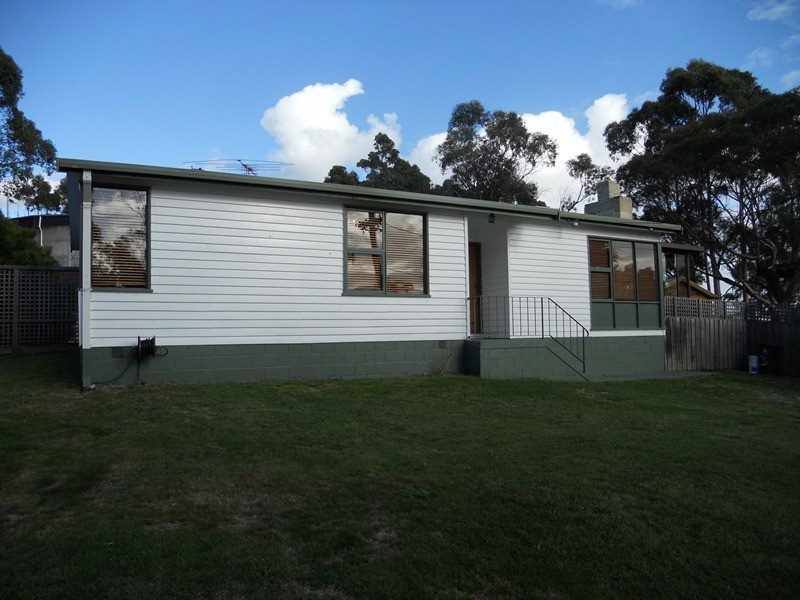 3 Broughton Avenue, Mount Nelson TAS 7007