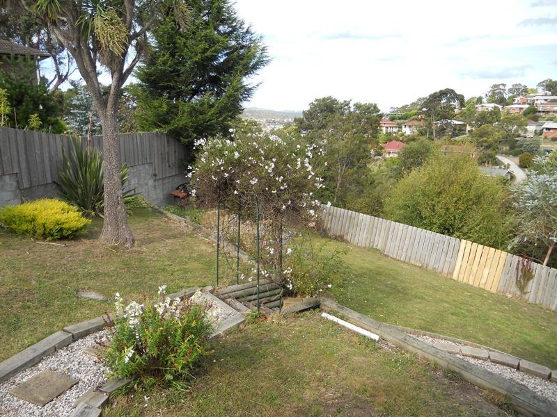 3 Alwyn Road, Lenah Valley TAS 7008