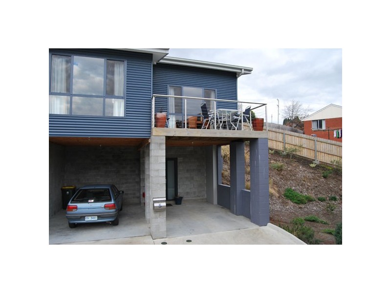 5/10 Waterworks Road, Dynnyrne TAS 7005