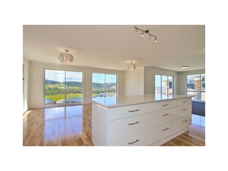 17 Glenfern Street, Howrah TAS 7018