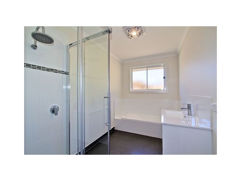 17 Glenfern Street, Howrah TAS 7018