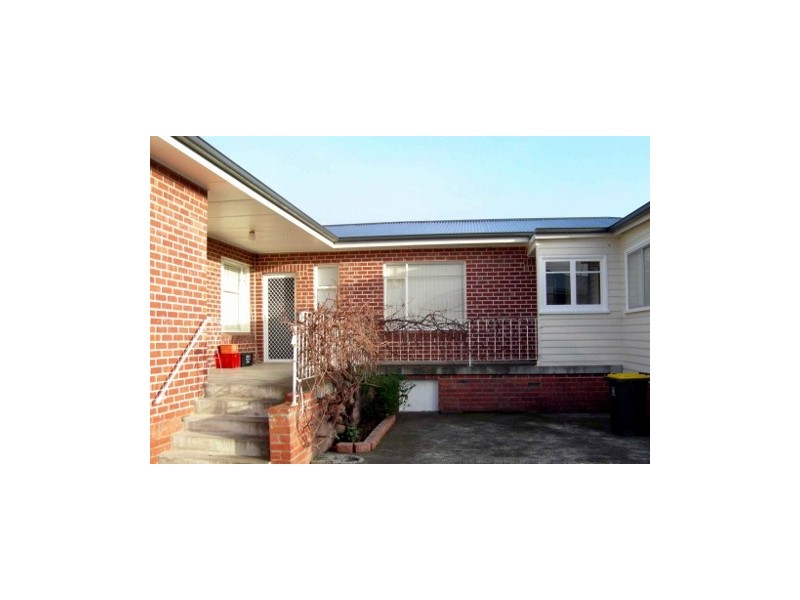 Unit 1/13 Hull Street, Glenorchy TAS 7010