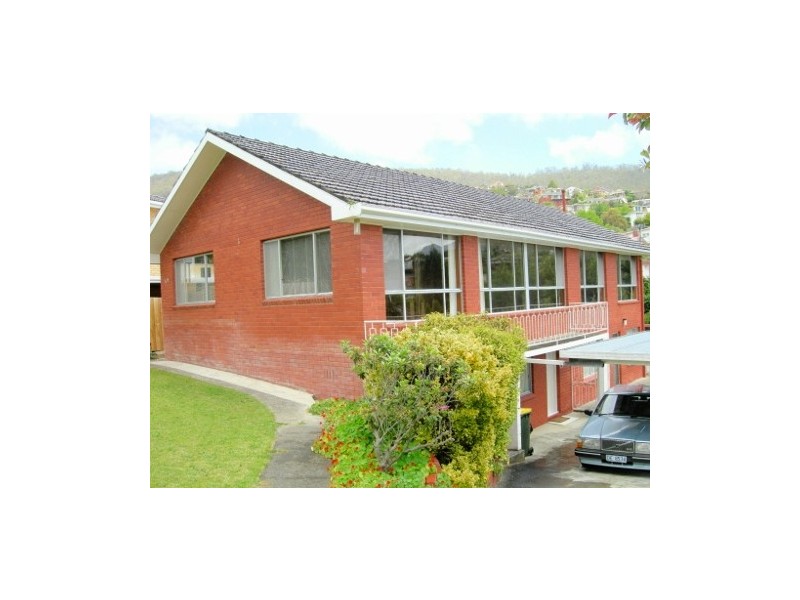 49 Lipscombe Avenue, Sandy Bay TAS 7005