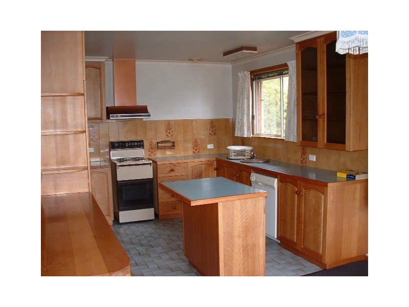 2/28 Bay Road, New Town TAS 7008