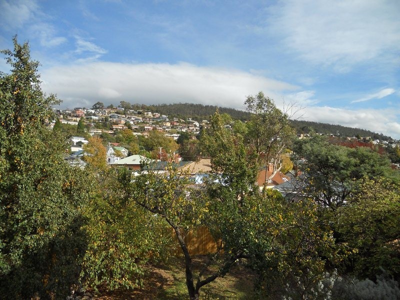 15/8  Allison Street, West Hobart TAS 7000
