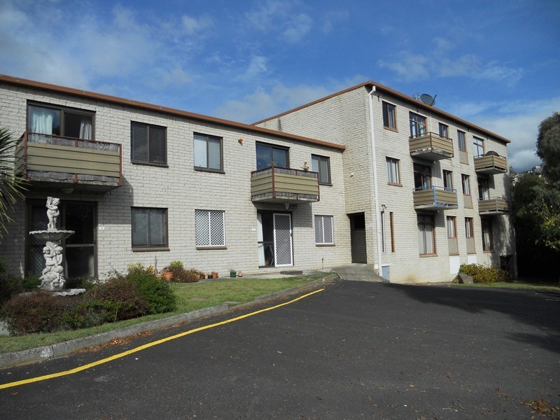 15/8  Allison Street, West Hobart TAS 7000