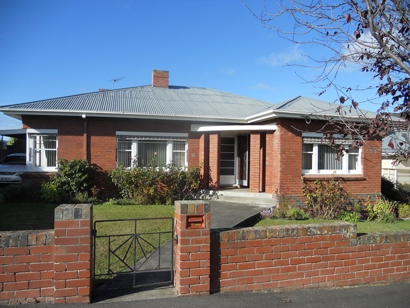 14 David Avenue, Sandy Bay TAS 7005