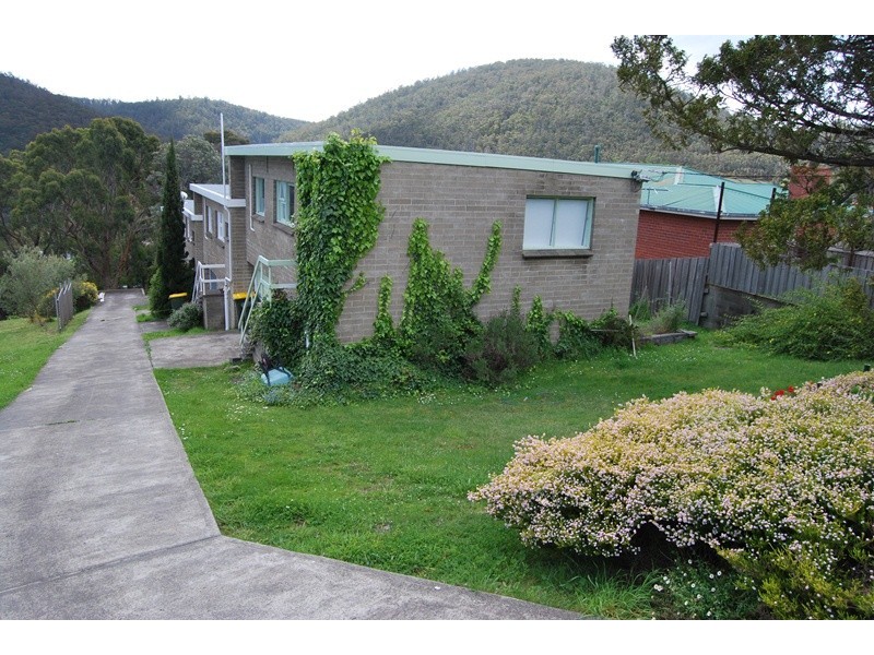 2/31 Hillborough Road, South Hobart TAS 7004