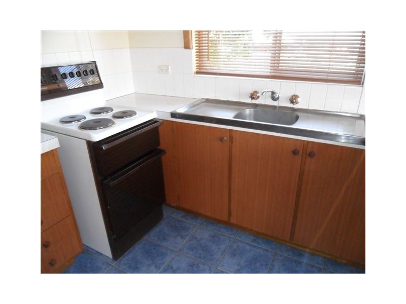 2/21 Dossiter Street, Bellerive TAS 7018