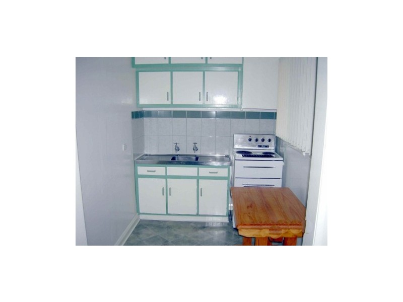 2/13 Hull Street, Glenorchy TAS 7010