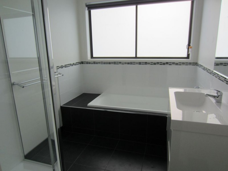 3/28  Mariah Crescent, Oakdowns TAS 7019