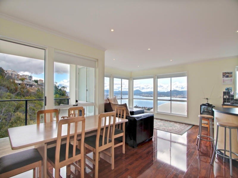 20 Date Court, Sandy Bay TAS 7005
