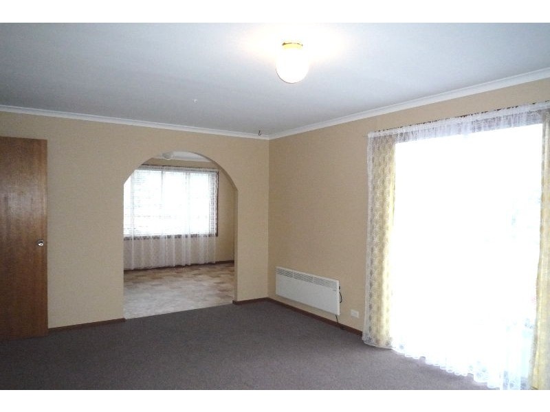 1 and 2/87 Box Hill Road, Claremont TAS 7011