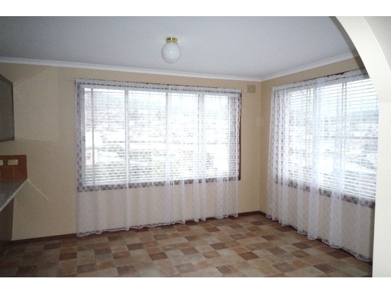 1 and 2/87 Box Hill Road, Claremont TAS 7011