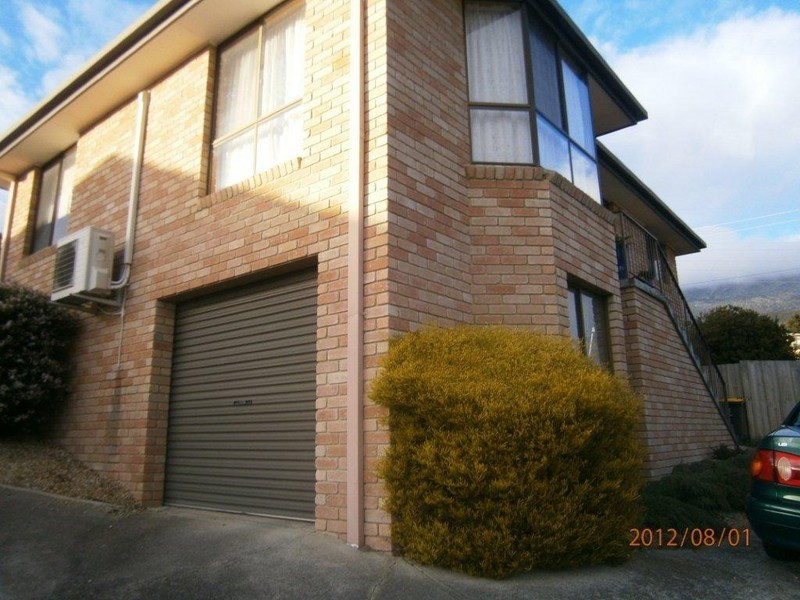 1/2 Longley Court, Glenorchy TAS 7010