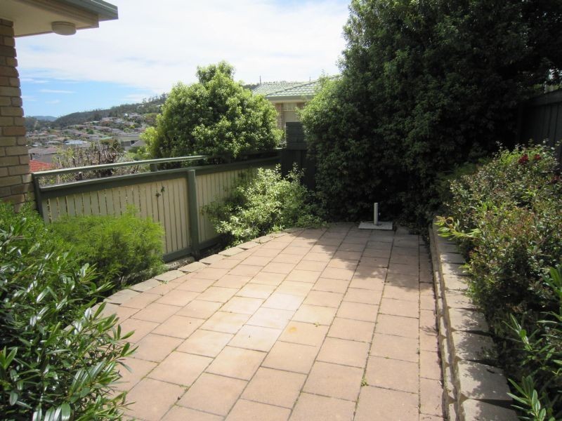 2/20 Minno Street, Howrah TAS 7018