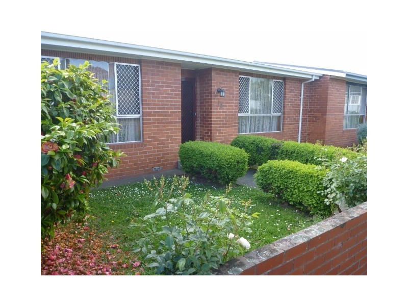 12 HONORA AVE, New Town TAS 7008