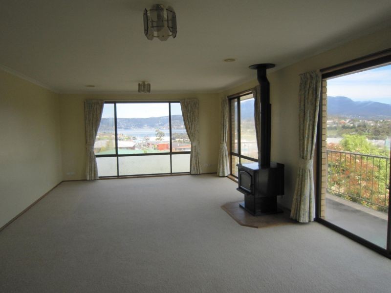 141 Cambridge Road, Bellerive TAS 7018