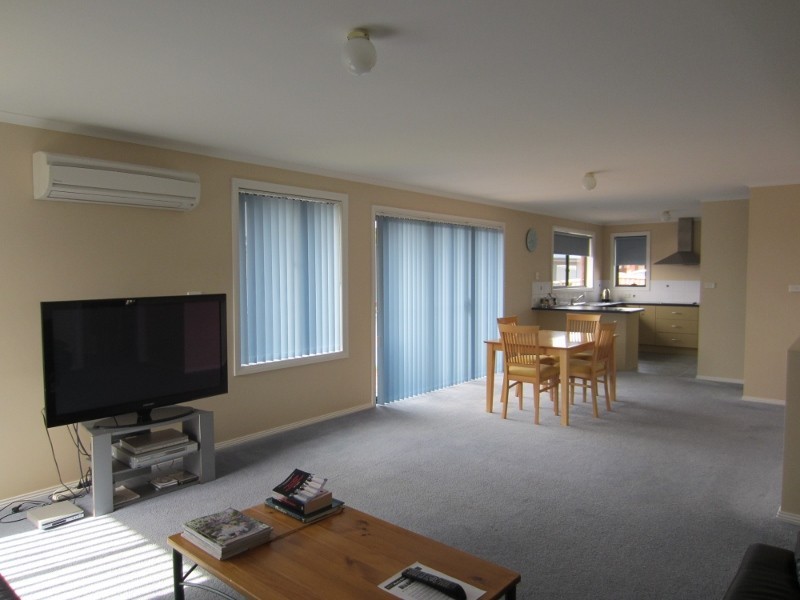 27 Brendan Crescent, Austins Ferry TAS 7011