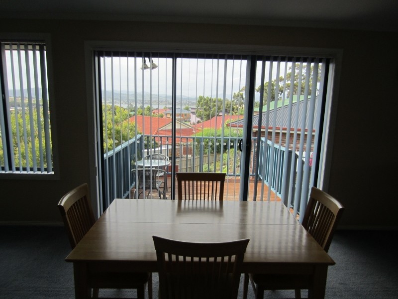 27 Brendan Crescent, Austins Ferry TAS 7011