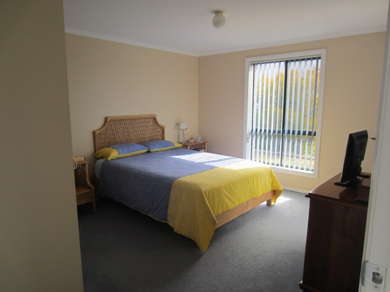 27 Brendan Crescent, Austins Ferry TAS 7011