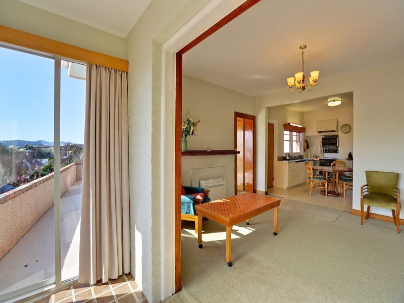 28  Willowdene Avenue, Sandy Bay TAS 7005