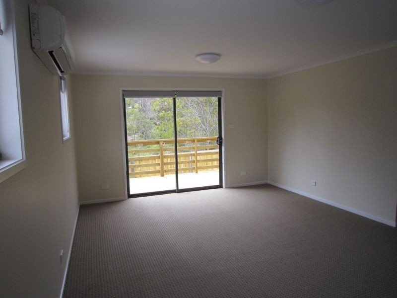 2/12 Lomandra Drive, Blackmans Bay TAS 7052