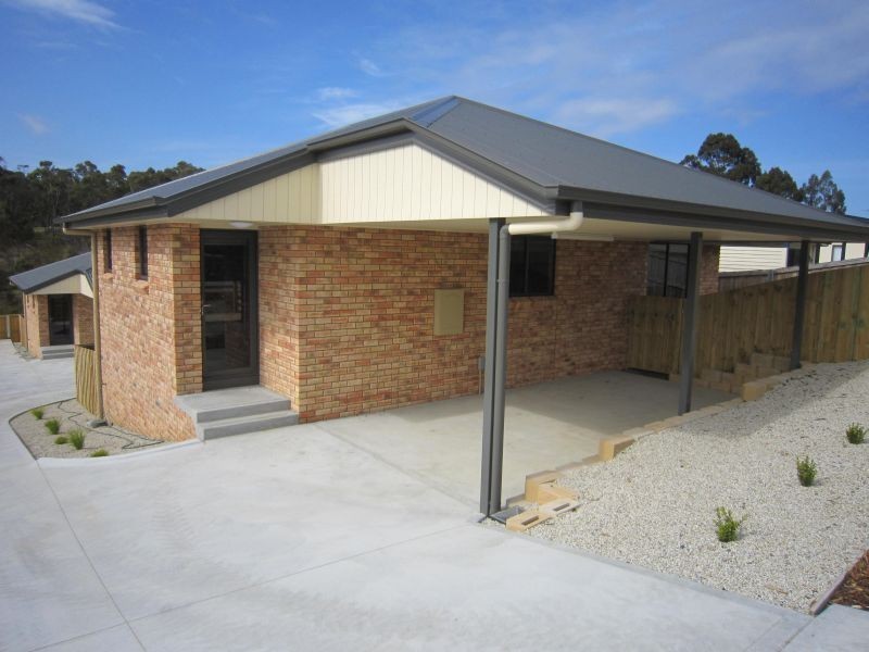 1/12 Lomandra Drive, Blackmans Bay TAS 7052
