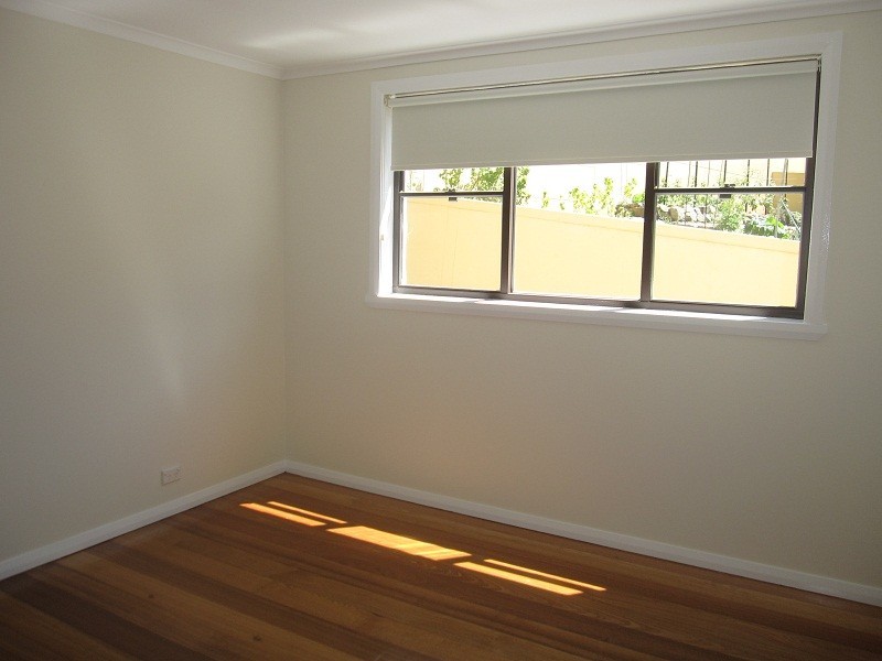 2/1 CHESSINGTON COURT, Sandy Bay TAS 7005