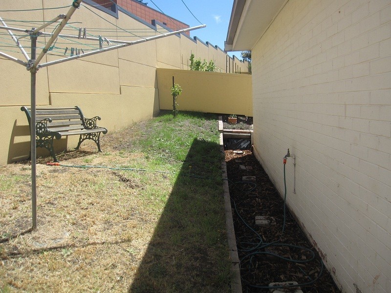 2/1 CHESSINGTON COURT, Sandy Bay TAS 7005