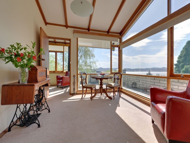 21 Dresden Street, Sandy Bay TAS 7005