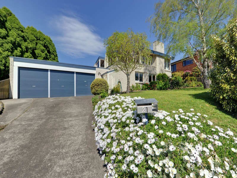 21 Dresden Street, Sandy Bay TAS 7005