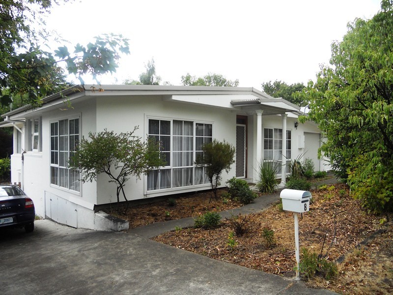 8  Lauramont Avenue, Sandy Bay TAS 7005